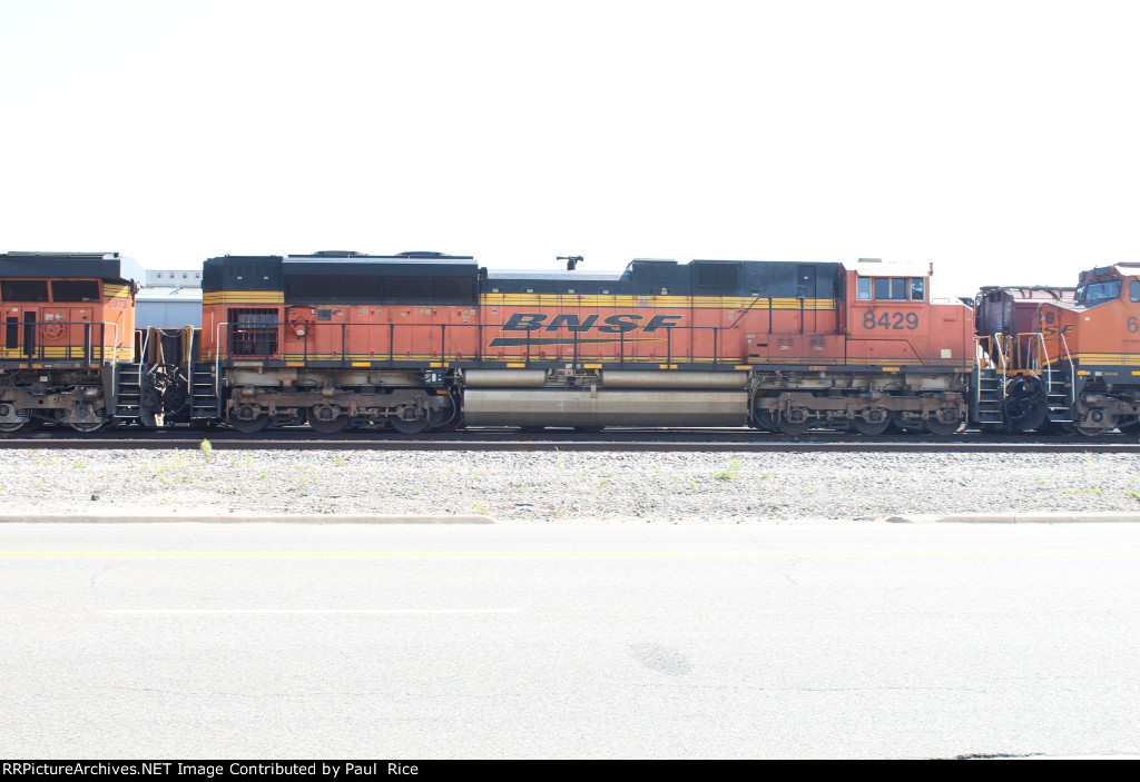 BNSF 8429